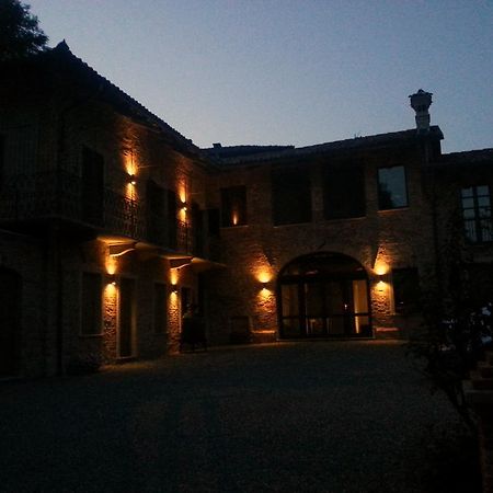 Dimora Cortese Castagnole delle Lanze Bagian luar foto