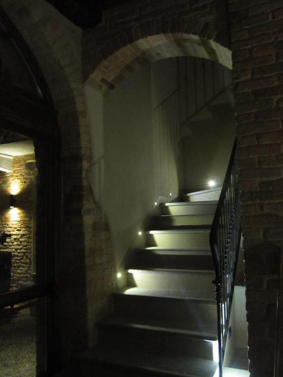 Dimora Cortese Castagnole delle Lanze Bagian luar foto