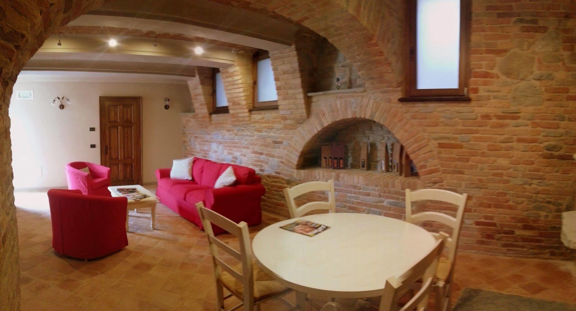 Dimora Cortese Castagnole delle Lanze Bagian luar foto